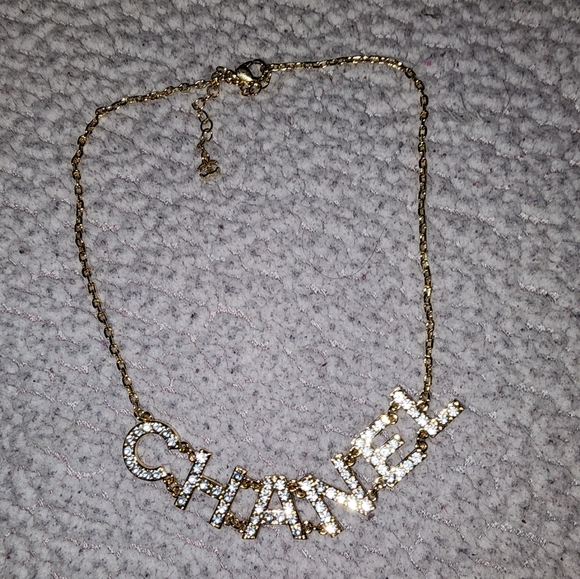 Brand New Gorgeous Sparkling Designer Necklace - Picture 3 of 9